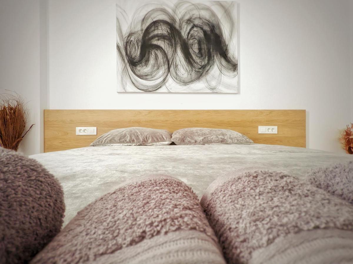 Cluj Airport Apartment Kültér fotó